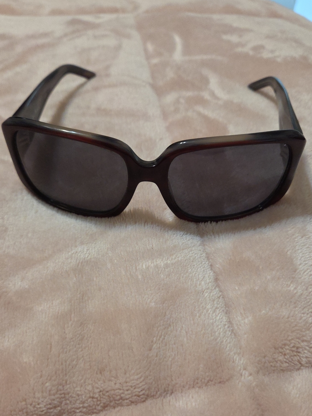 Vera Bradley Dark Brown Oversized Women's Pinwheel Pink Vintage Sunglasses